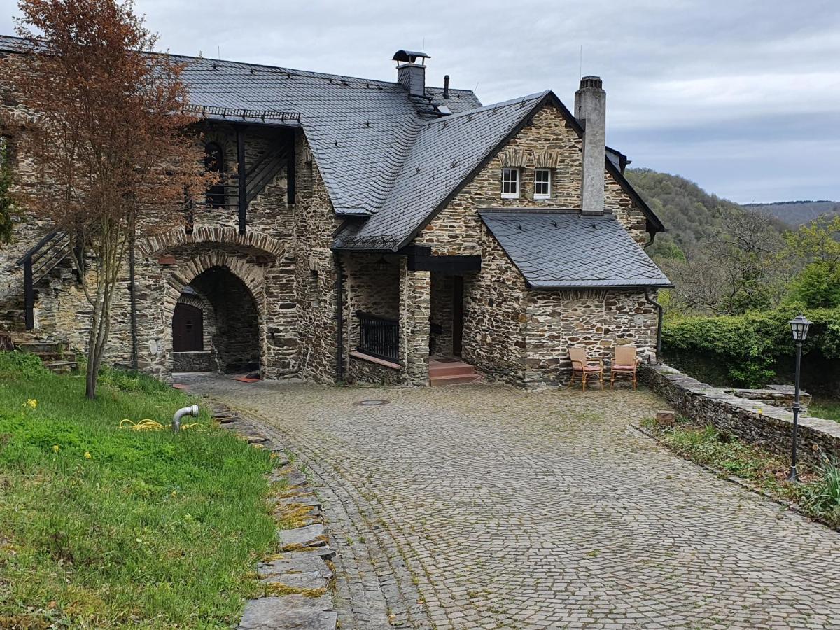 Вилла Waechterhaus Auf Der Sauerburg Sauerthal Экстерьер фото